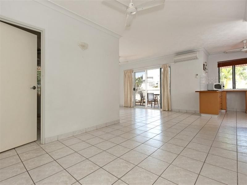 8/43 Woods Street, Darwin NT 0800