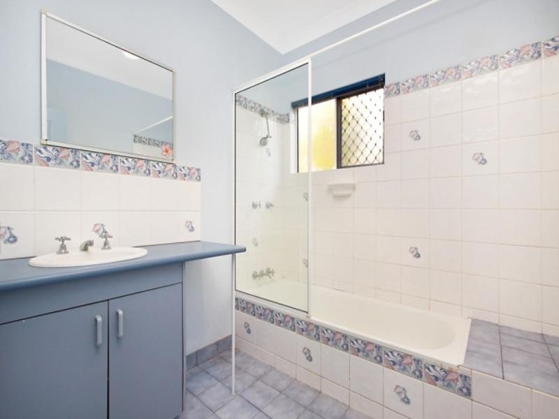 34 Hutchison Terrace, Bakewell NT 0832