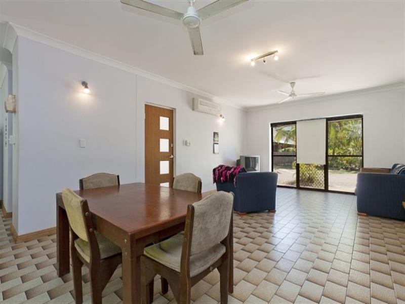 9/27 Lakes Crescent, Marrara NT 0812