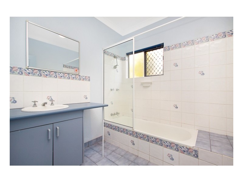 34 Hutchison Terrace, Bakewell NT 0832