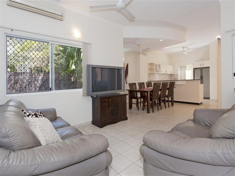 3/8 Melville Street, The Gardens NT 0820