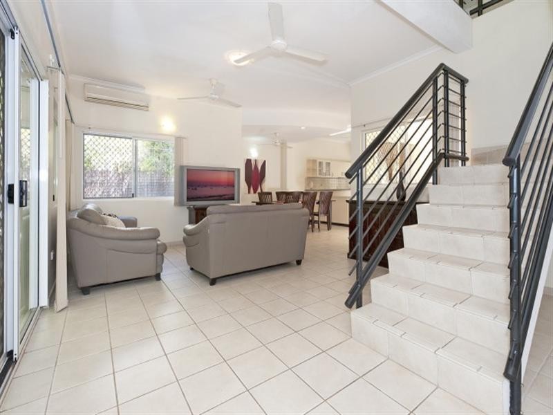 3/8 Melville Street, The Gardens NT 0820