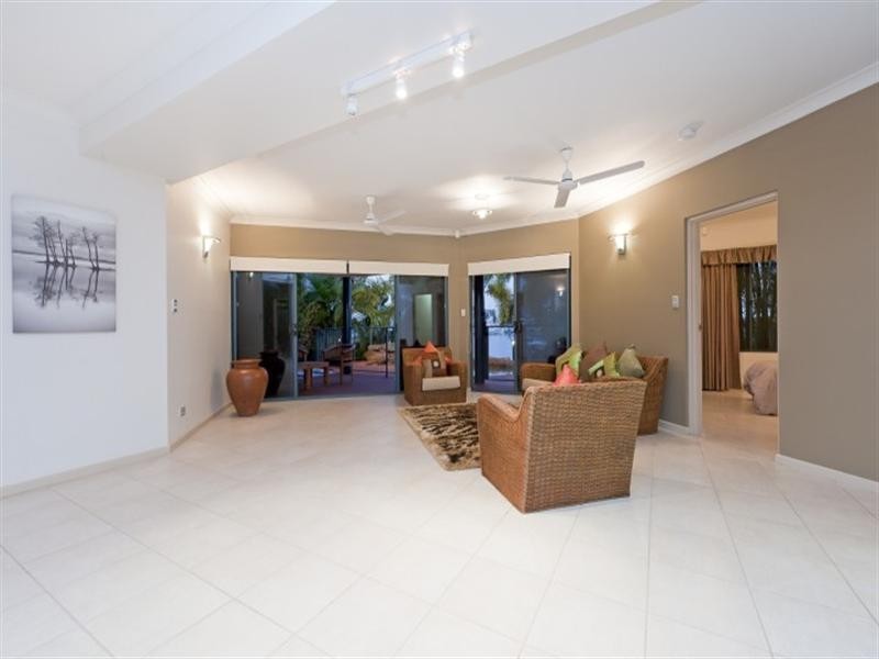 68 Cullen Bay Crescent, Cullen Bay NT 0820
