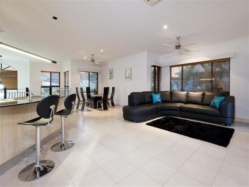 68 Cullen Bay Crescent, Cullen Bay NT 0820
