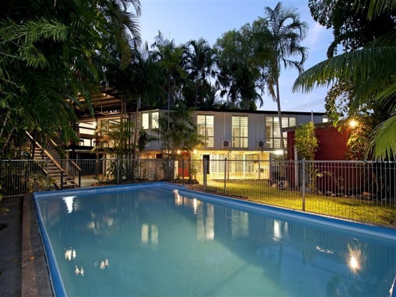 8 Cooper Street, Fannie Bay NT 0820