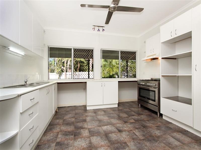 18 Troughton Court, Woodroffe NT 0830