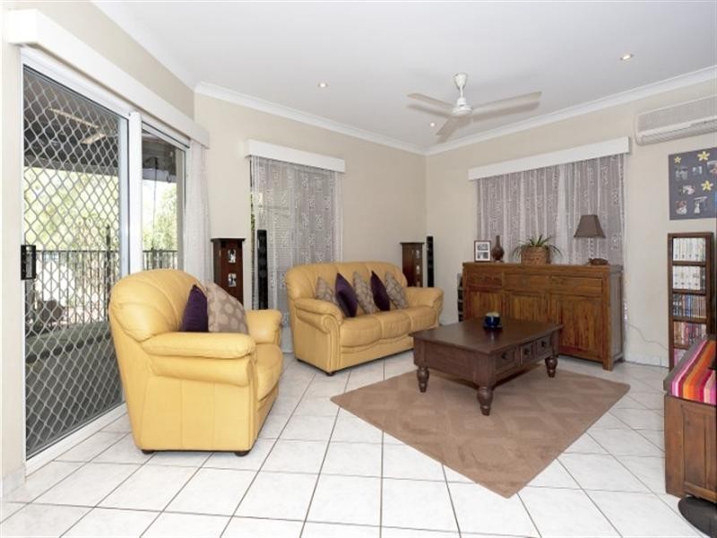 8 Kooyonga Parade, Durack NT 0830