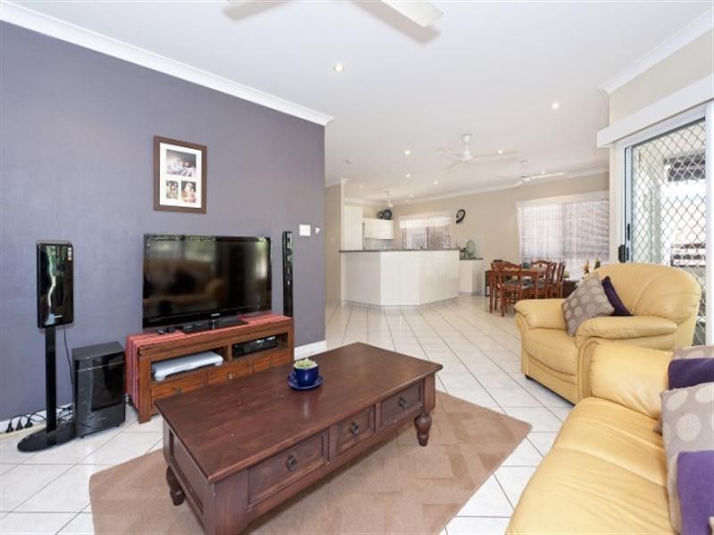 8 Kooyonga Parade, Durack NT 0830