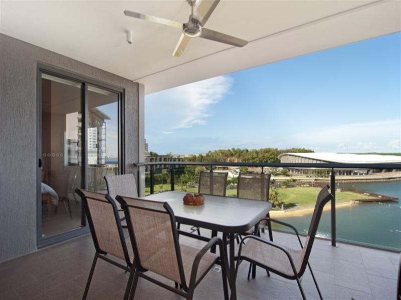 238/19B Kitchener Drive, Darwin NT 0800