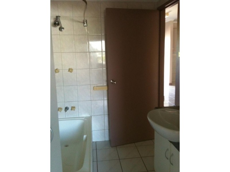 12/19 Mannikan Court, Bakewell NT 0832