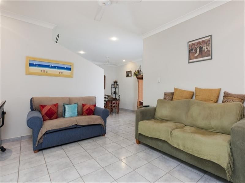 4/15 Sovereign Circuit, Coconut Grove NT 0810