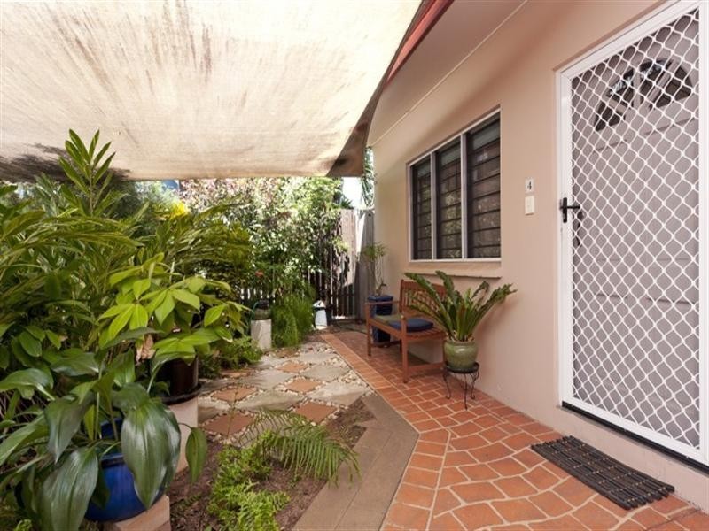 4/15 Sovereign Circuit, Coconut Grove NT 0810