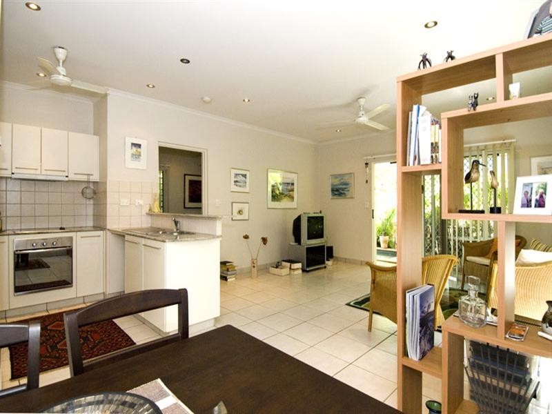 1/10 Sovereign Circuit, Coconut Grove NT 0810