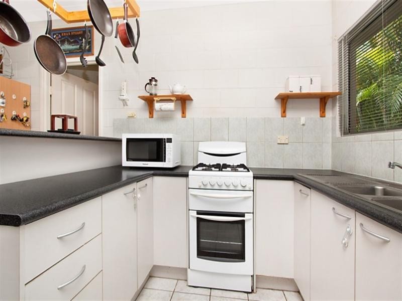 16 Connaught Court, Bakewell NT 0832