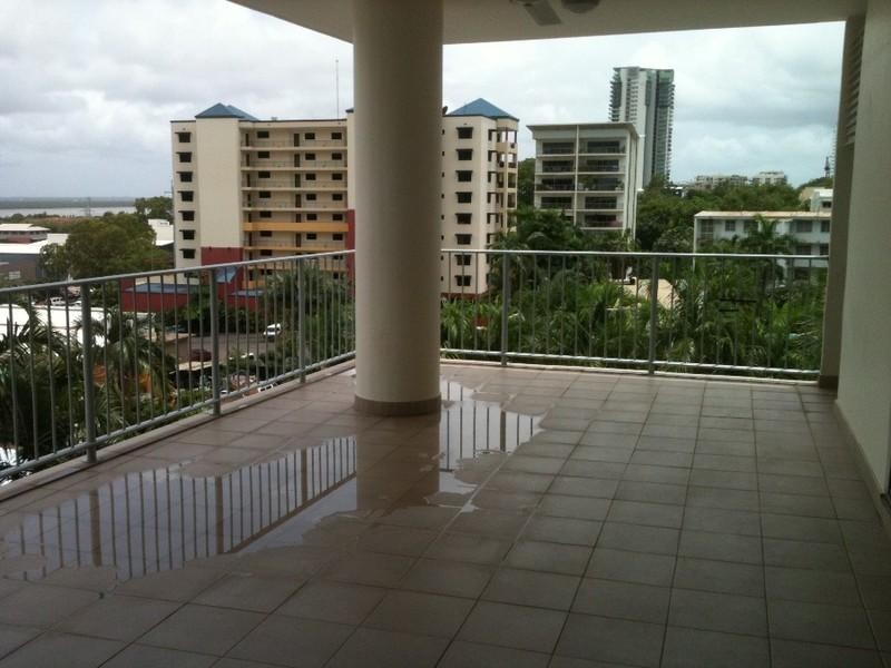 8/96 Woods Street, Darwin NT 0800