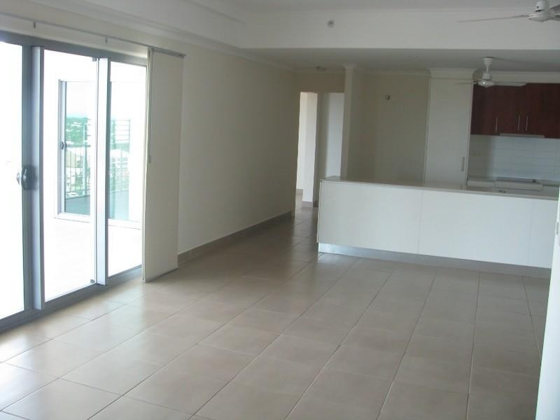 30/96 Woods Street, Darwin NT 0800