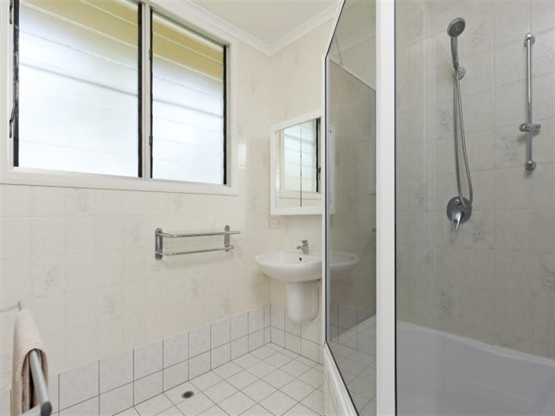 4 Howley Crescent, Anula NT 0812