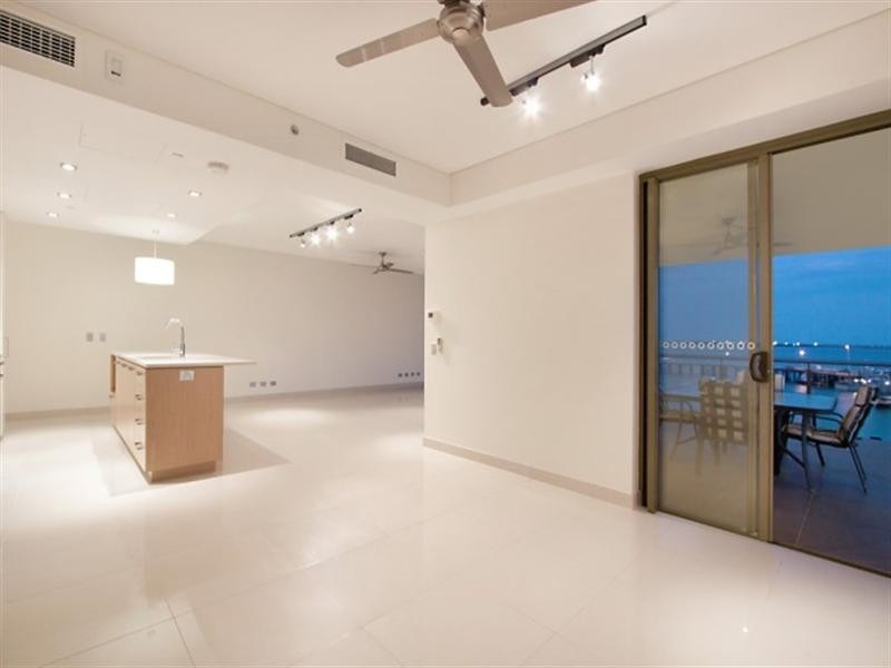 344/19 Kitchener Drive, Darwin NT 0800