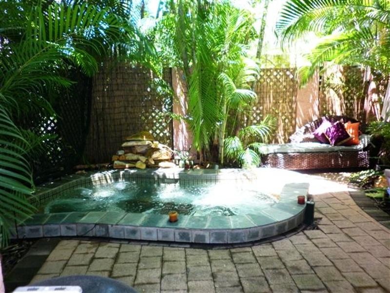 2/2 Hood Terrace, The Gardens NT 0820