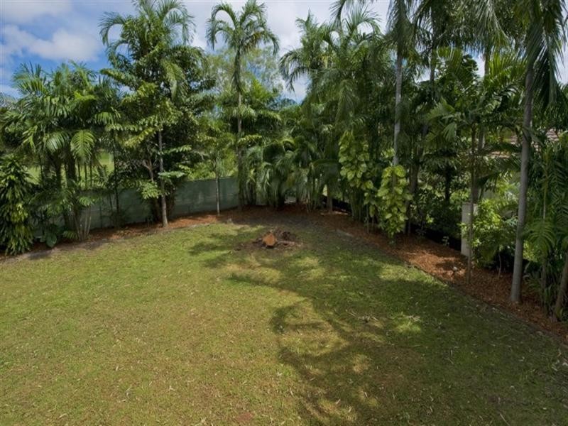 60 Darwent Street, Malak NT 0812