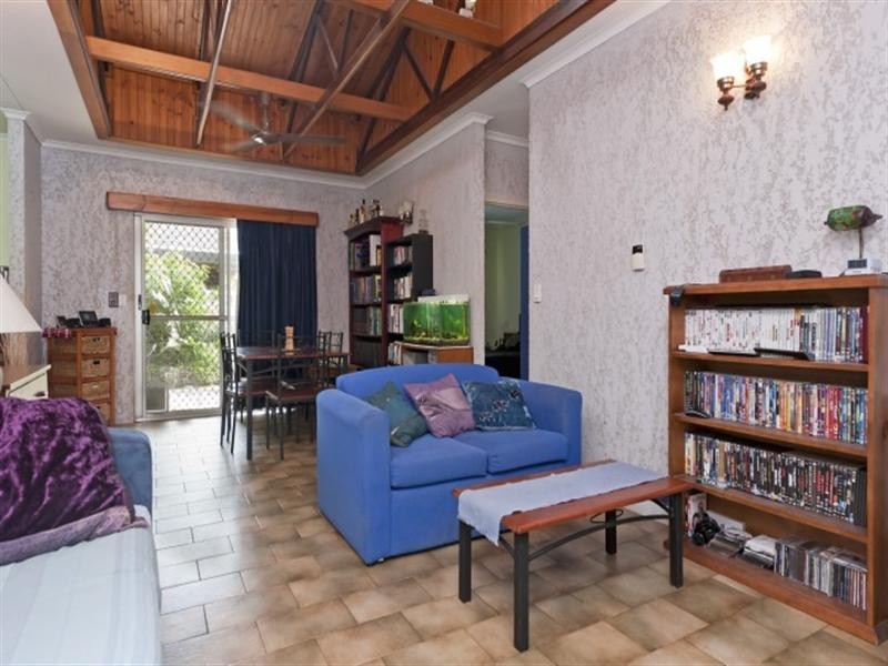 2/50 Kalymnos Drive, Karama NT 0812