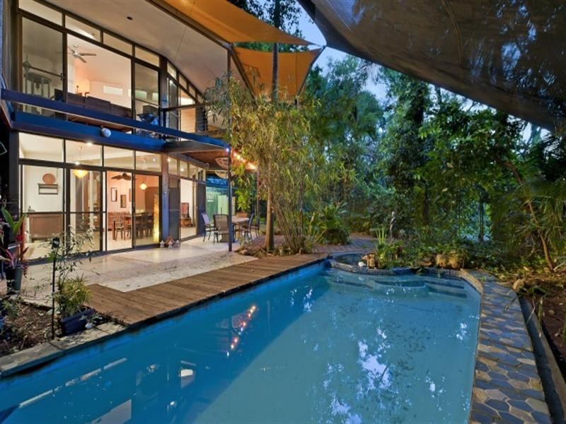 30 Martin Crescent, Coconut Grove NT 0810