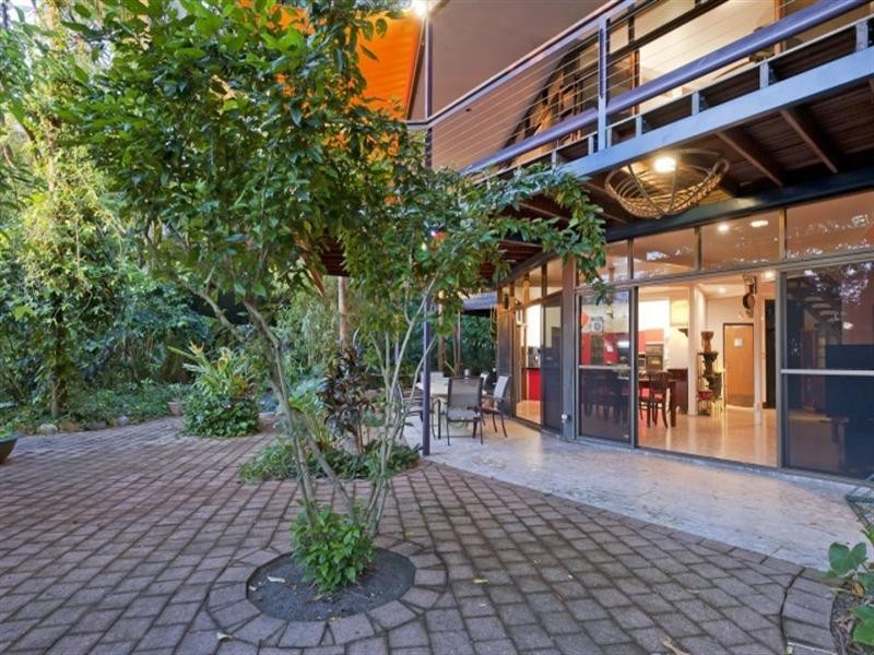 30 Martin Crescent, Coconut Grove NT 0810