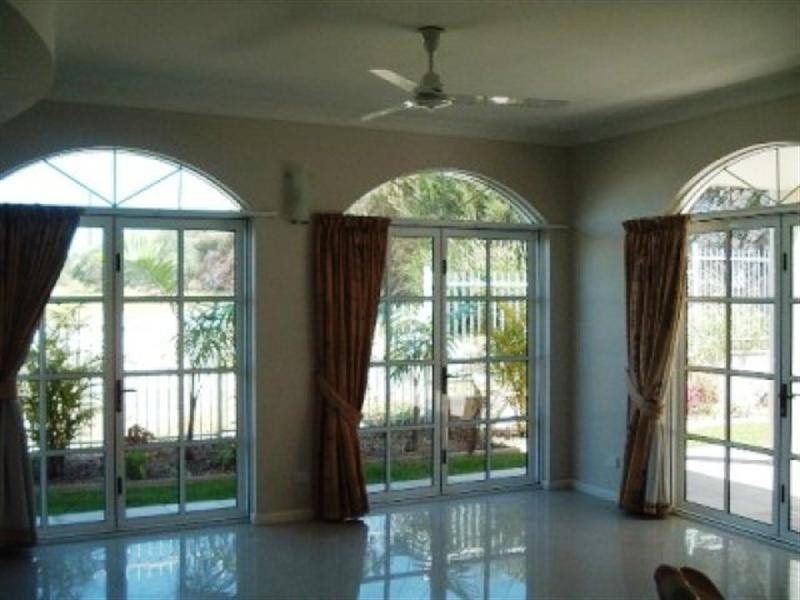 2/25 Villaflor Crescent, Woolner NT 0820