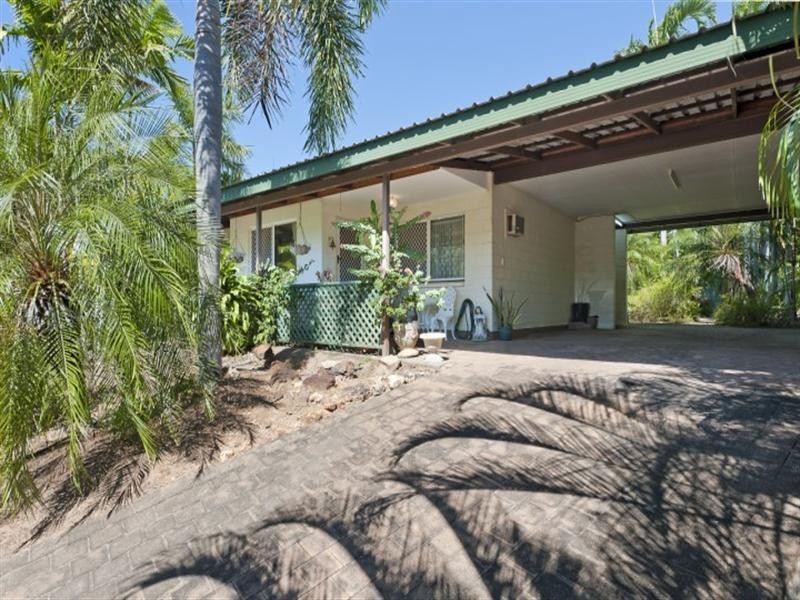 30 Hannibal Crescent, Gray NT 0830