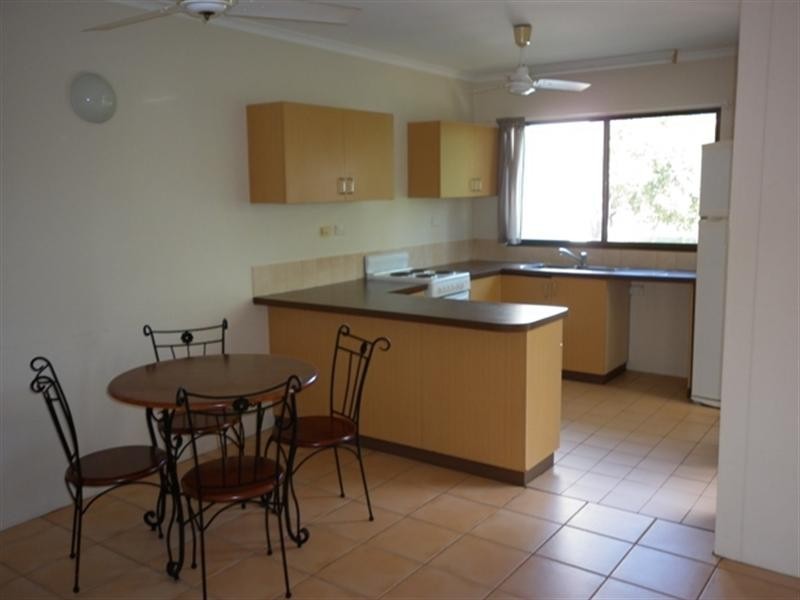 8/2 Hauser Court, Northlakes NT 0812