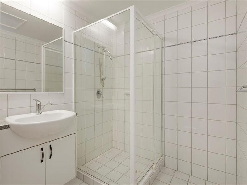 29/24 Harry Chan Avenue, Darwin NT 0800