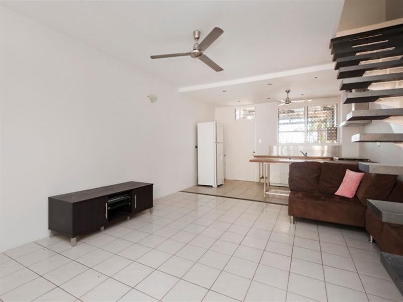 9/88 Woods Street, Darwin NT 0800