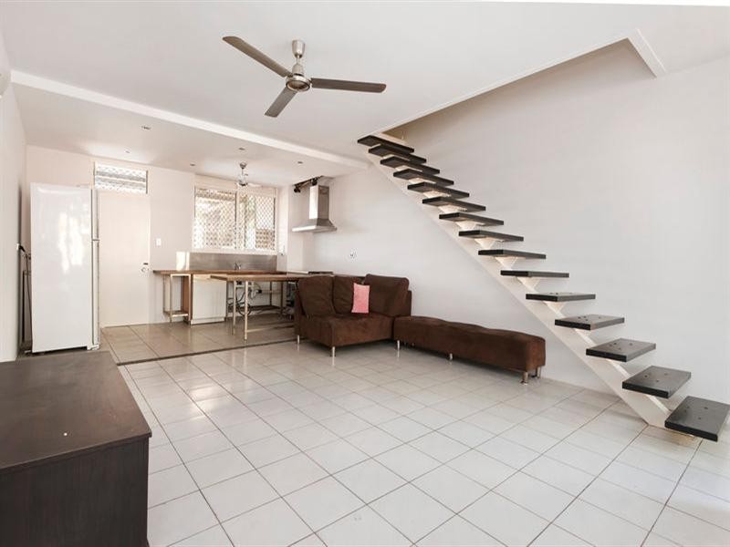 9/88 Woods Street, Darwin NT 0800