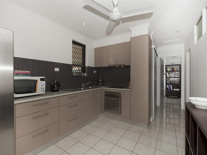 11 Rossiter Street, Rapid Creek NT 0810