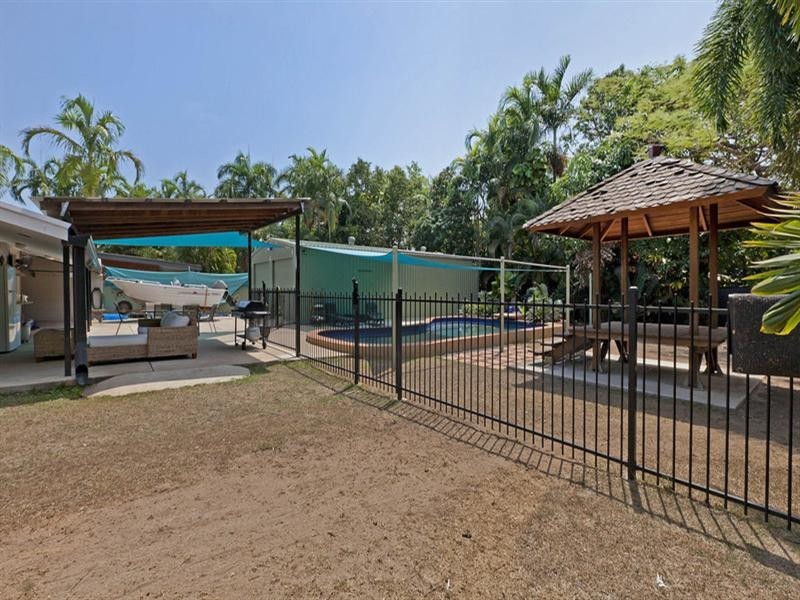 11 Rossiter Street, Rapid Creek NT 0810