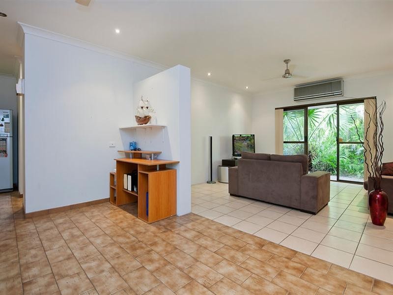 1/27 Lakes Crescent, Marrara NT 0812