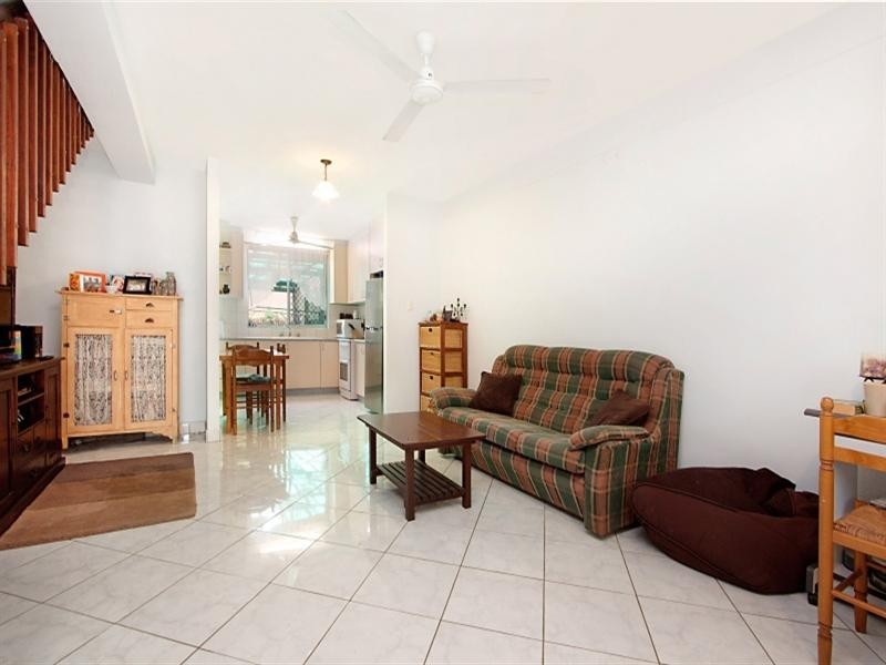 9/2 Easther Crescent, Coconut Grove NT 0810