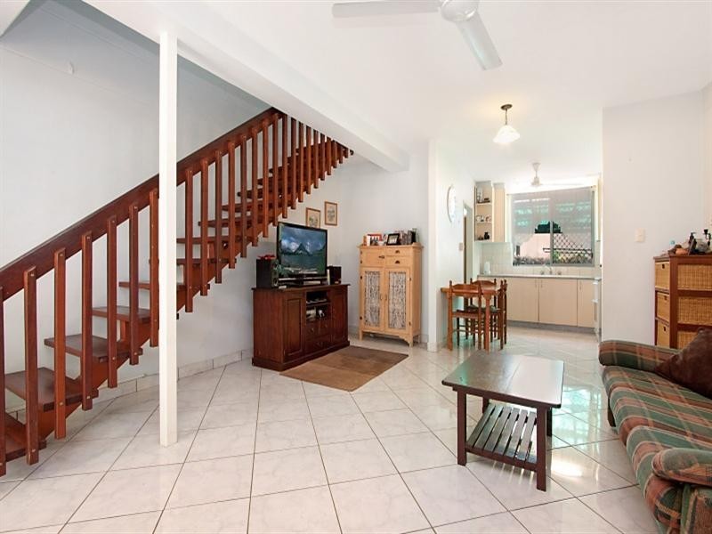 9/2 Easther Crescent, Coconut Grove NT 0810