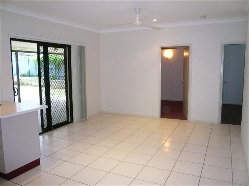 Gunn NT 0832