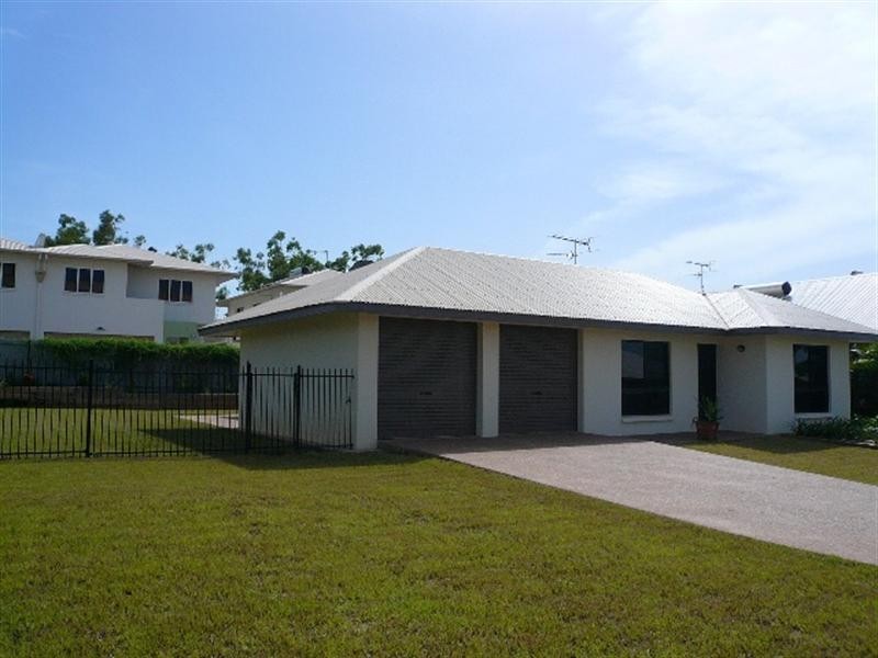 Gunn NT 0832