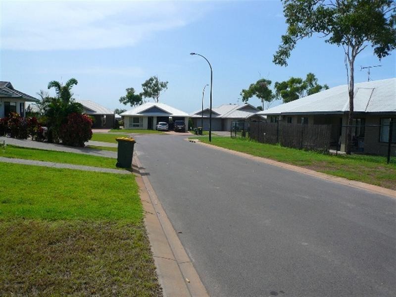 Gunn NT 0832