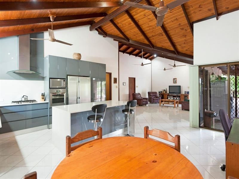 62 Lakes Crescent, Marrara NT 0812