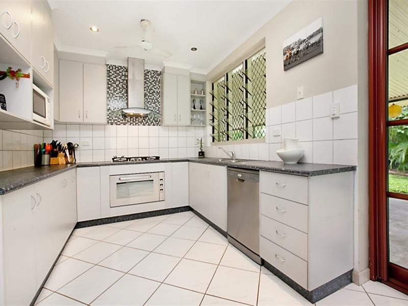 16 Maude Street, Anula NT 0812