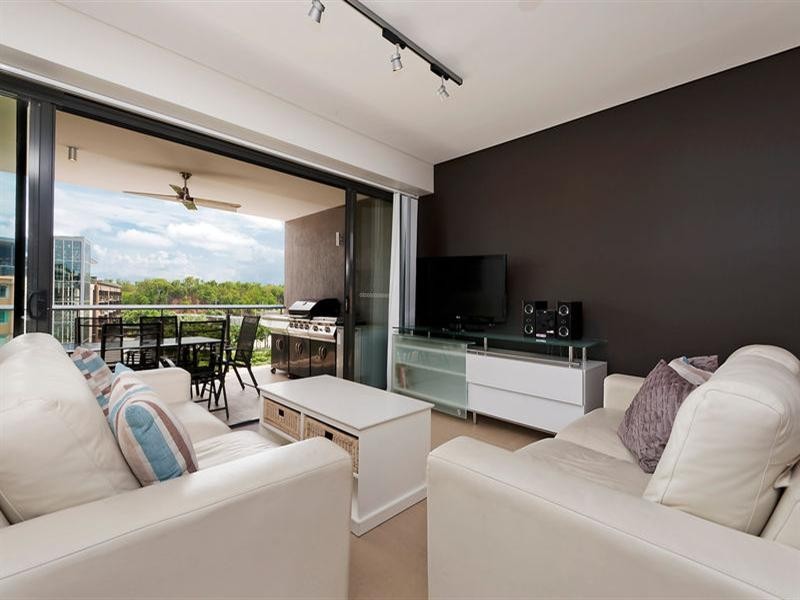 126/19B Kitchener Drive, Darwin NT 0800