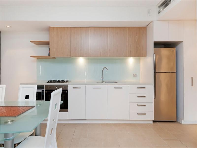 126/19B Kitchener Drive, Darwin NT 0800