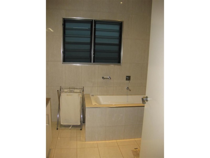 4 Gumimba Crescent, Lyons NT 0810