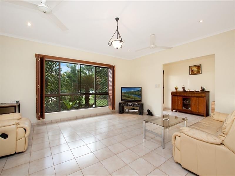 10 Nonda Court, Karama NT 0812