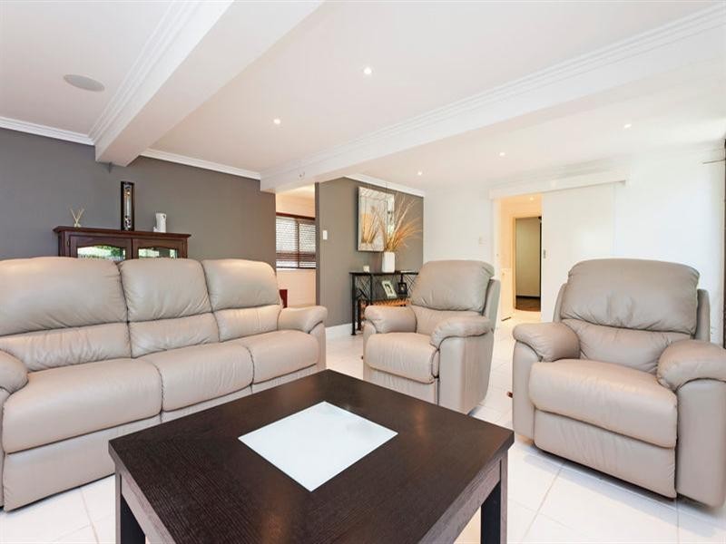 4 Earl Place, Millner NT 0810