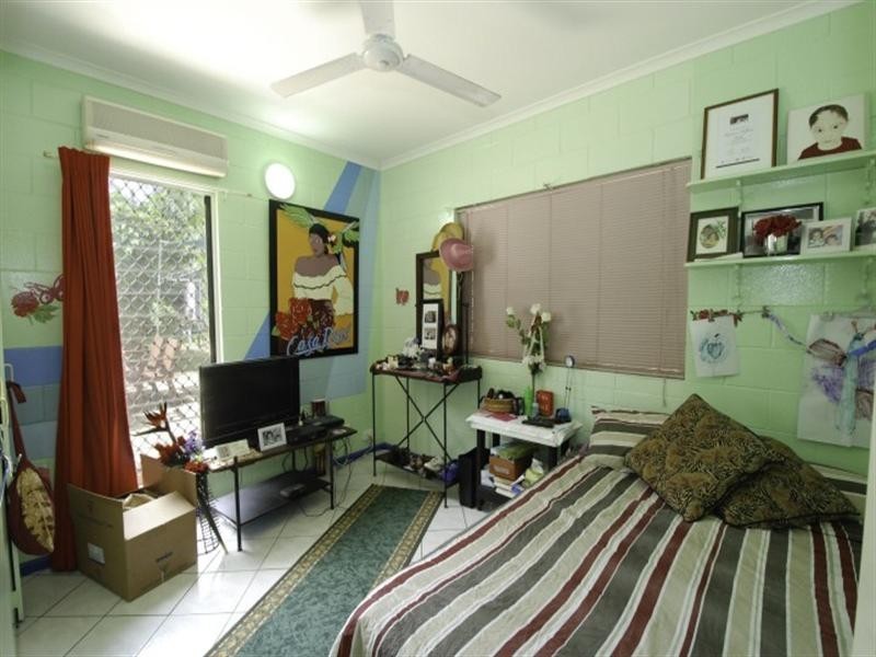 15 Mahogany Crescent, Karama NT 0812