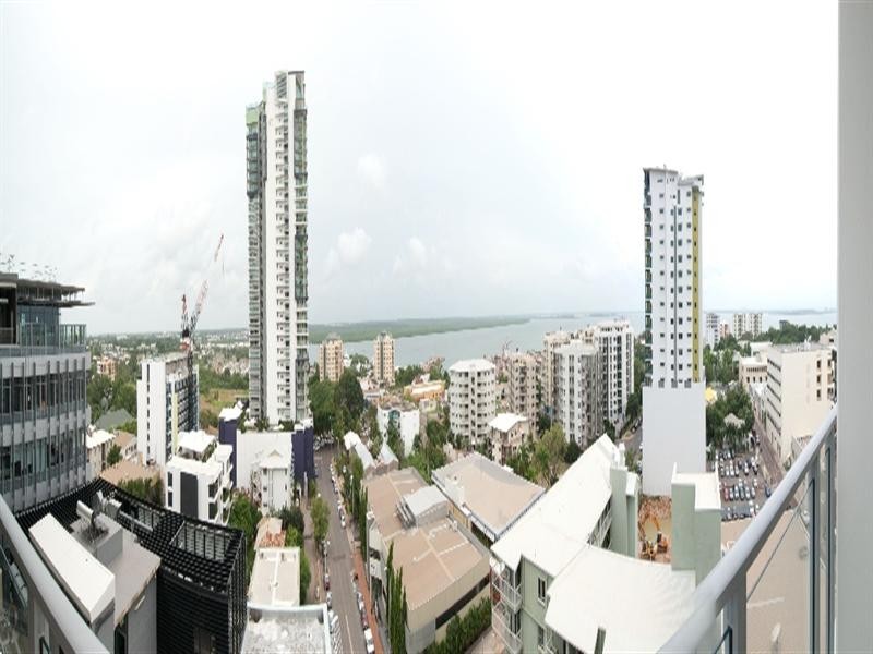 1111/43B Knuckey Street, Darwin NT 0800